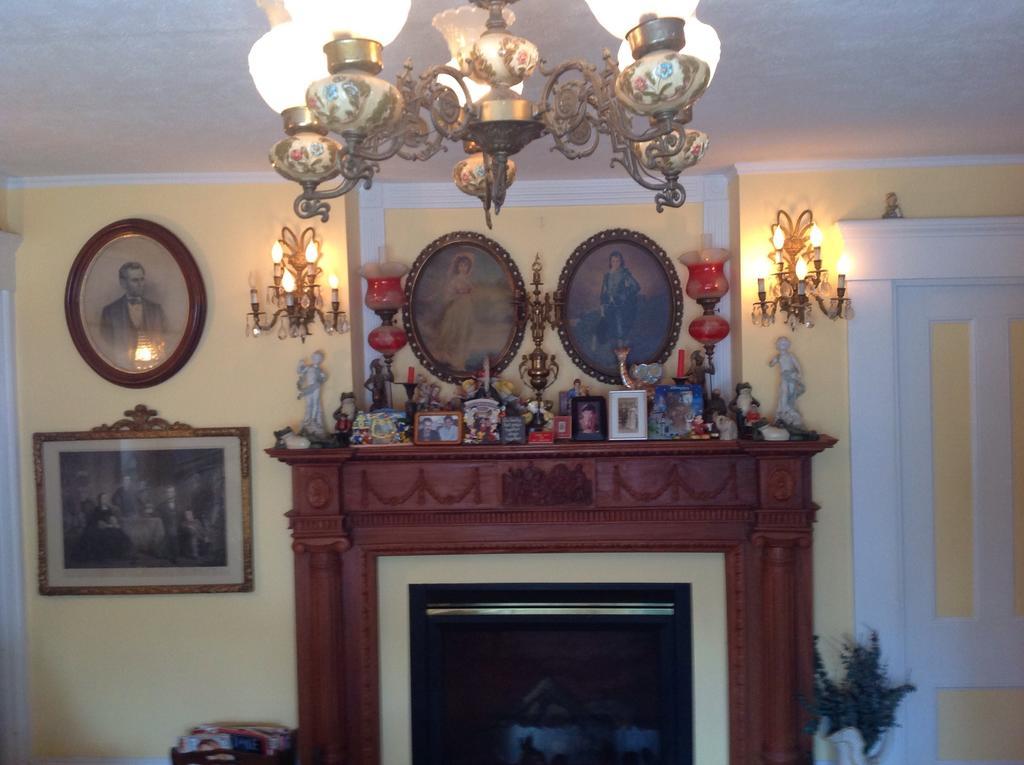 The Bradford Carver Guest House Провінстаун Екстер'єр фото