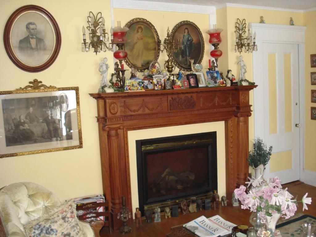 The Bradford Carver Guest House Провінстаун Екстер'єр фото